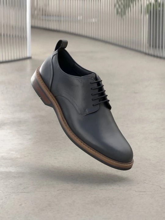 Obrázek produktu Elegantní šněrovací boty Clarks černá