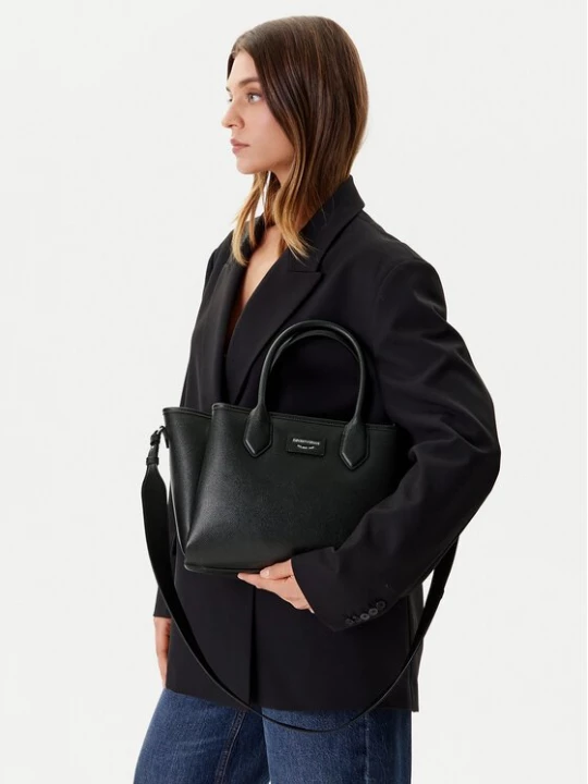 Obrázek produktu Emporio Armani Kabelka EW002329 AF17799 MC149 Černá