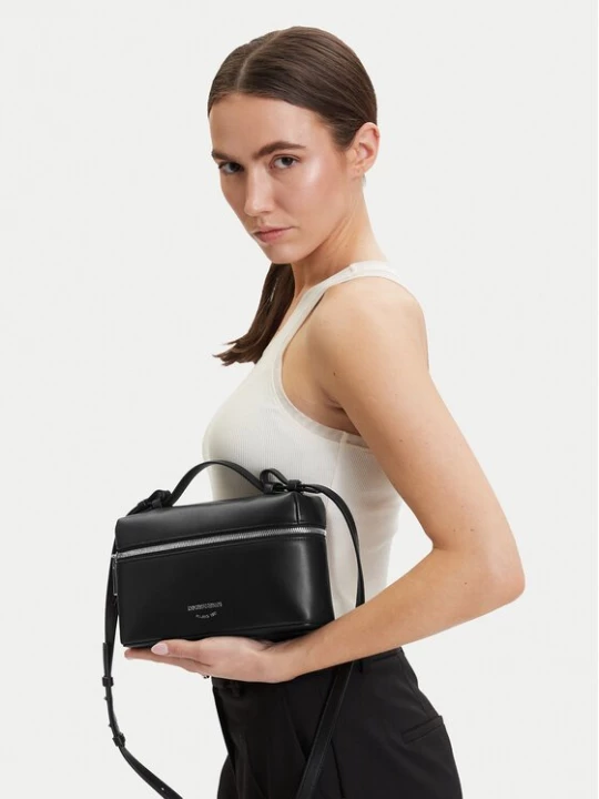 Obrázek produktu Emporio Armani Kabelka EW004564 AF19229 UC001 Černá