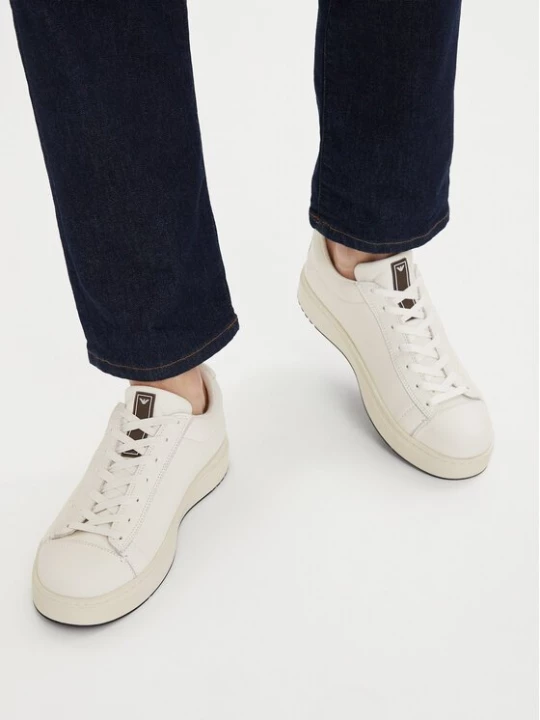Obrázek produktu Emporio Armani Sneakersy EM005292 AF24320 U0003 Bílá