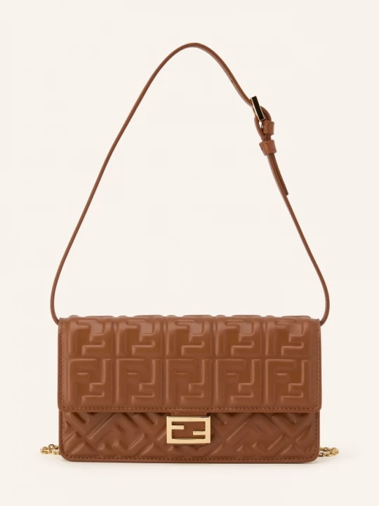 Obrázek produktu Fendi Peněženka Na Řetízku Baguette koňaková / zlatá