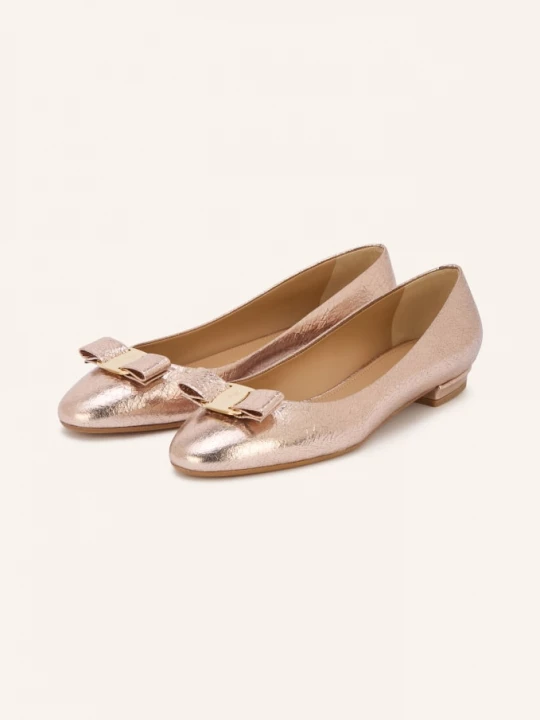 Obrázek produktu Ferragamo Baleríny Varina 2.0 barva růžového zlata / zlatá
