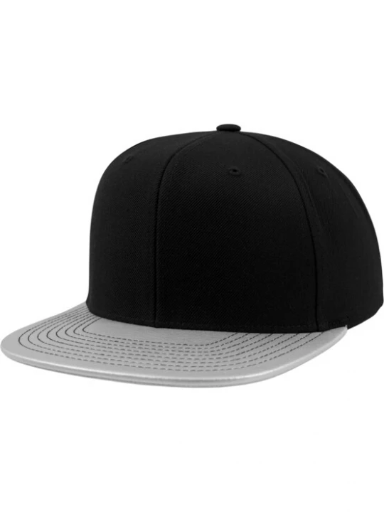 Obrázek produktu Flexfit Kšiltovka 'Metallic Visor'  černá / stříbrná