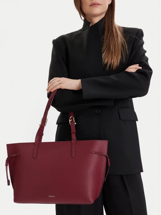 Obrázek produktu Furla Kabelka Ava M WB02069 BX4329 CN 4617S Červená