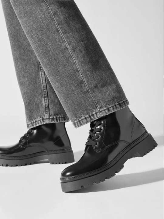 Obrázek produktu Gant Turistická obuv Aligrey Mid Boot 27541323 Černá