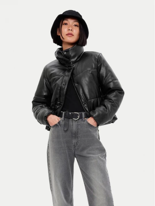 Obrázek produktu Gap Bunda z imitace kůže 486399 Černá Regular Fit