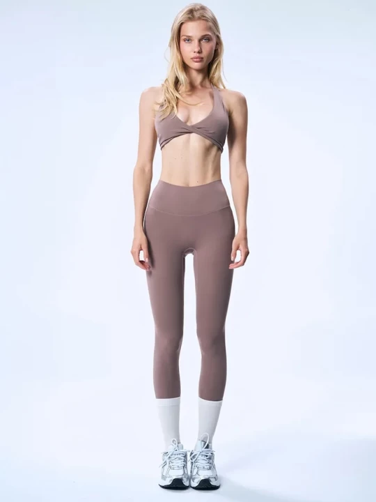 Obrázek produktu GOD SAVE QUEENS podprsenka CROP TOP hnědá