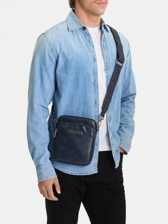 Obrázek produktu Guess Jeans Brašna CWBEO-GUESS-B-003-09 Tmavomodrá