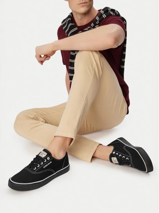 Obrázek produktu Guess Jeans Tenisky CWBEO-ROCKFORD-01 WE Černá