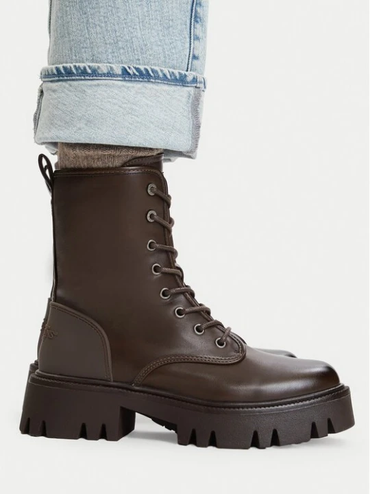 Obrázek produktu Guess Jeans Turistická obuv CEO-HY25836-1 Hnědá
