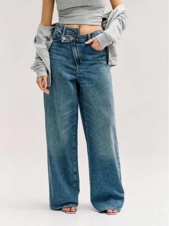 Obrázek produktu Guess Jeansy 183634 Modrá Relaxed Fit