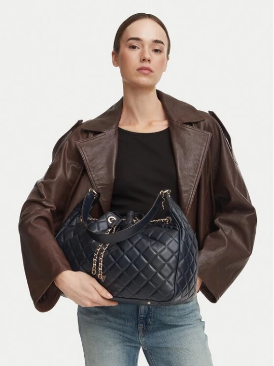 Obrázek produktu Guess Kabelka Juliet HWQG24 56010 Tmavomodrá