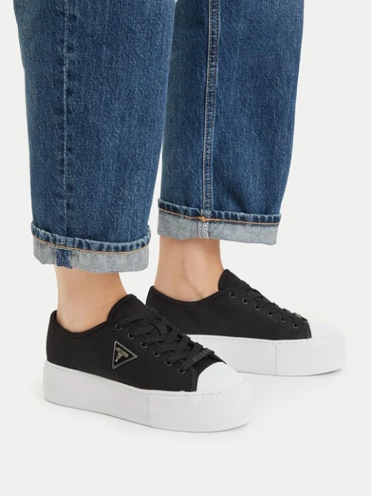 Obrázek produktu Guess Plátěnky FLJJZ3 FAB12 Černá