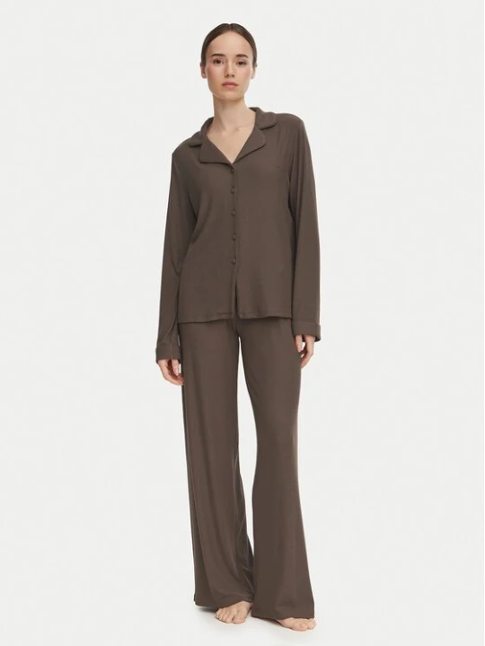 Obrázek produktu Guess Pyžamo O6BX04 K5041 Tmavě hnědá Regular Fit