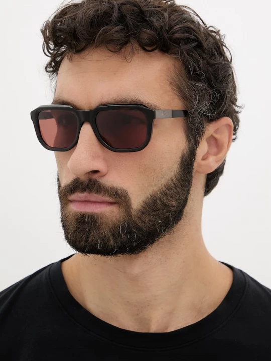 Obrázek produktu Guess Sluneční brýle hnědá