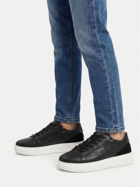 Obrázek produktu Guess Sneakersy CEO-BI12-3197-03 Černá