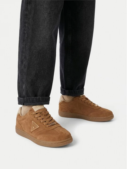 Obrázek produktu Guess Sneakersy CEO-BI12-3210-02(CH) Hnědá