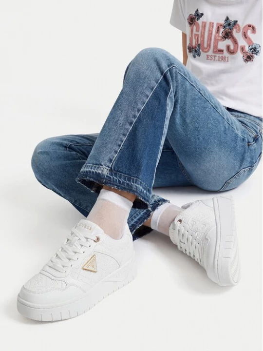 Obrázek produktu Guess Sneakersy CEOWB-BIC-GG-68-SS Bílá