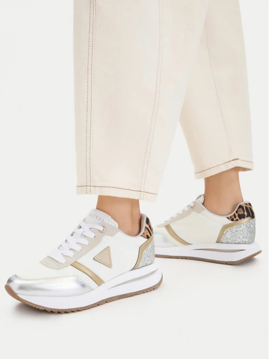 Obrázek produktu Guess Sneakersy FLP2EG PEL12 Écru Krémová