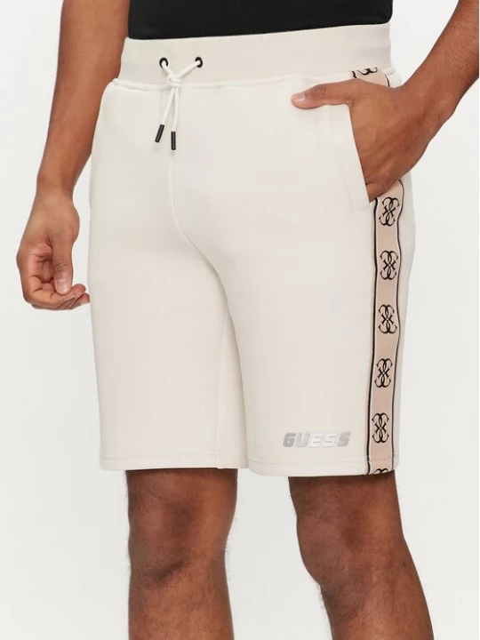 Obrázek produktu Guess Šortky z materiálu Mickey Z4RD04 KB3P2 Écru Regular Fit Krémová