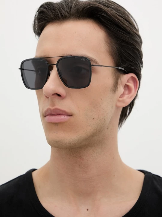 Obrázek produktu HUGO Sluneční brýle HUGO černá