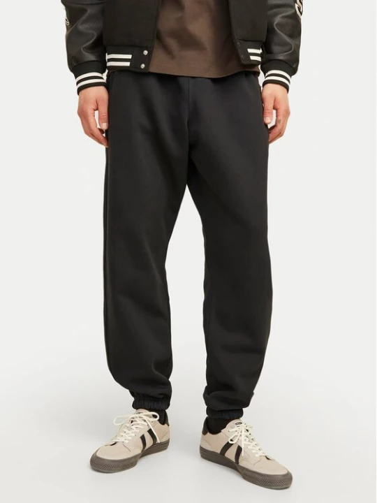 Obrázek produktu Jack & Jones Teplákové kalhoty Bill Urban Edge 12263026 Černá Relaxed Fit