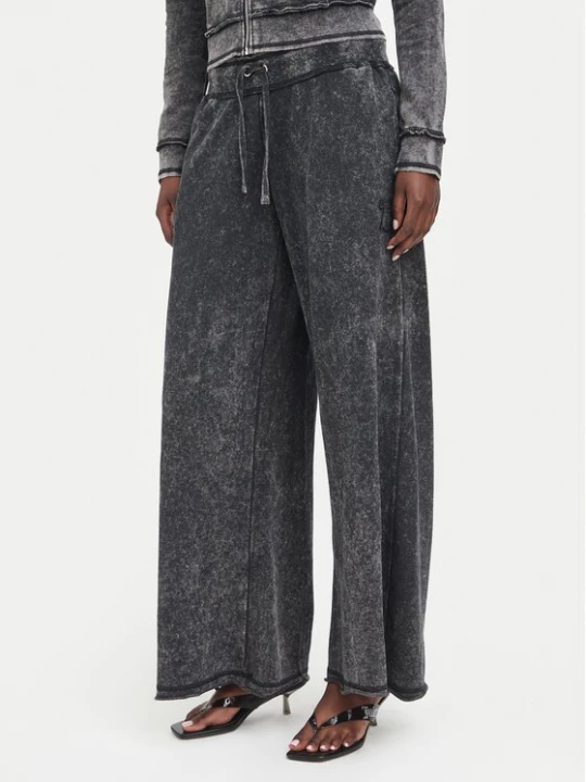 Obrázek produktu Juicy Couture Teplákové kalhoty JCWBJ226321 Černá Relaxed Fit