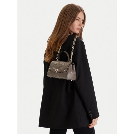 Obrázek produktu Kabelka Aigner Diadora S 134003 Hnědá