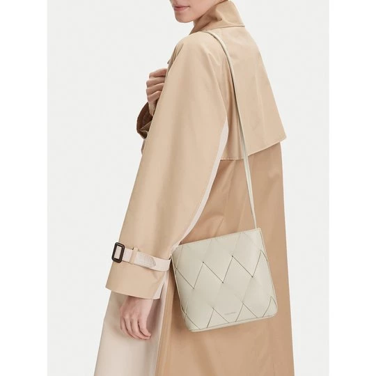 Obrázek produktu Kabelka Calvin Klein Ck Woven Square Crossbody K60K612991 Krémová