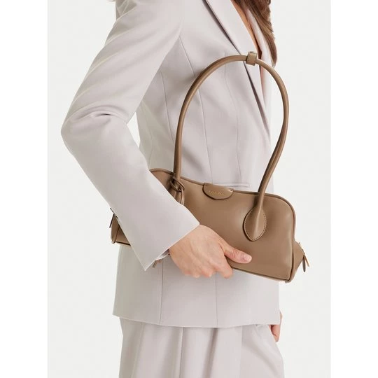 Obrázek produktu Kabelka Calvin Klein Emblem Trio Shoulder Bag LV04F3369G Béžová