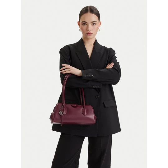 Obrázek produktu Kabelka Calvin Klein Emblem Trio Shoulder Bag LV04F3369G Bordó