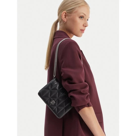 Obrázek produktu Kabelka Calvin Klein Quilted Mini Chain Bag LV04F3321G Černá