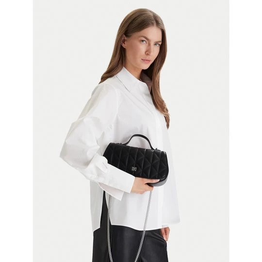 Obrázek produktu Kabelka Calvin Klein Quilted Top Handle Chain Bag LV04F3410G Černá