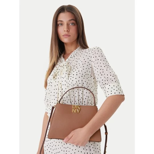 Obrázek produktu Kabelka DKNY Foster R52D1L92 Hnědá