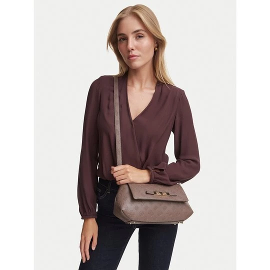 Obrázek produktu Kabelka Guess Carmella HWPD22 25200 Tmavě béžová