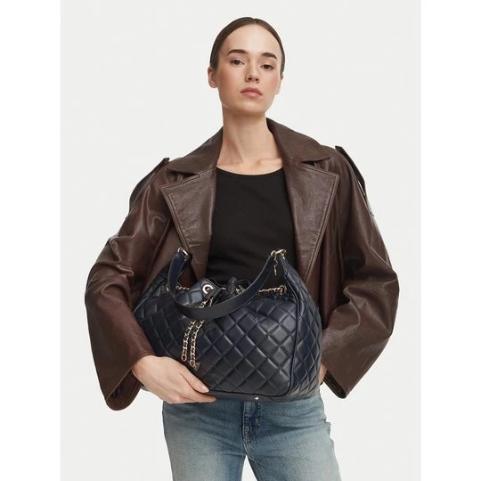 Obrázek produktu Kabelka Guess Juliet HWQG24 56010 Tmavomodrá