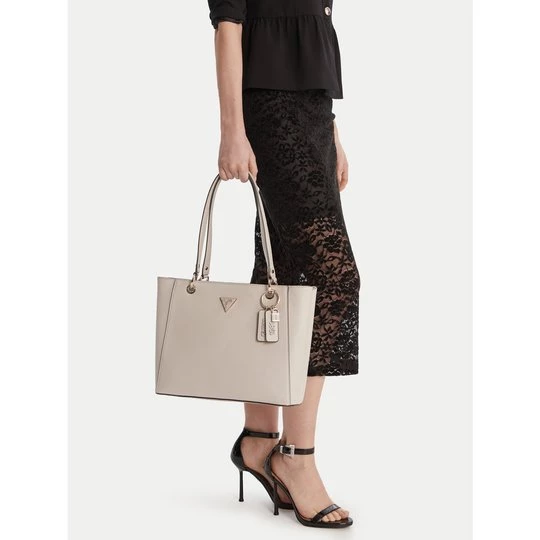 Obrázek produktu Kabelka Guess Noelle II HWZG96 72250 Béžová