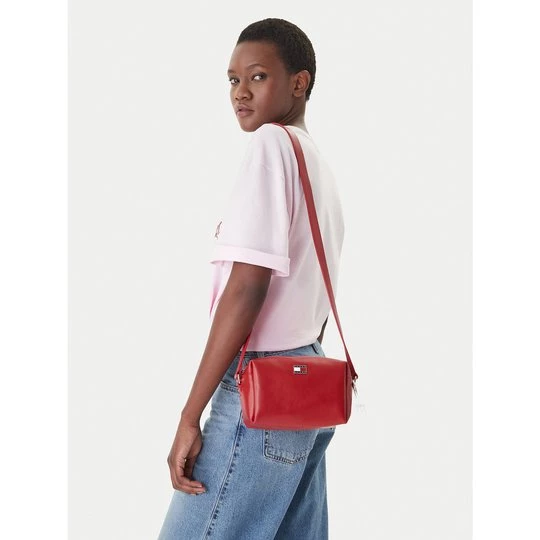 Obrázek produktu Kabelka Tommy Jeans Tjw City Charm Camera Bag AW0AW18456 Červená
