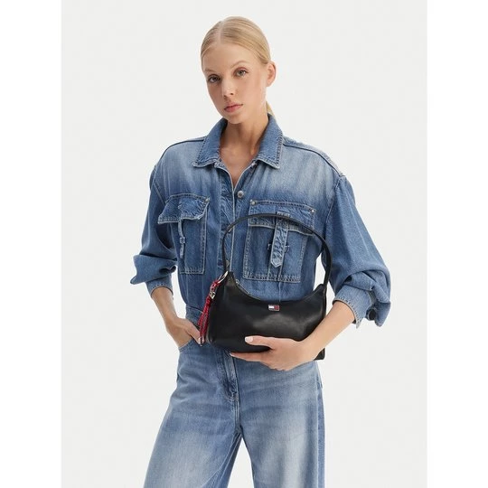 Obrázek produktu Kabelka Tommy Jeans Tjw City Charm Shoulder Bag AW0AW18458 Černá