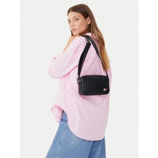 Obrázek produktu Kabelka Tommy Jeans Tjw Cool Camera Bag AW0AW17872 Černá