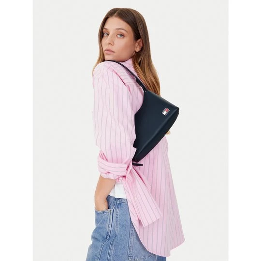 Obrázek produktu Kabelka Tommy Jeans Tjw Cool Shoulder Bag AW0AW17873 Tmavomodrá