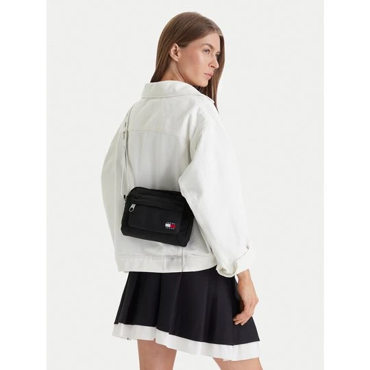 Obrázek produktu Kabelka Tommy Jeans Tjw Ess Daily Crossover AW0AW18462 Černá