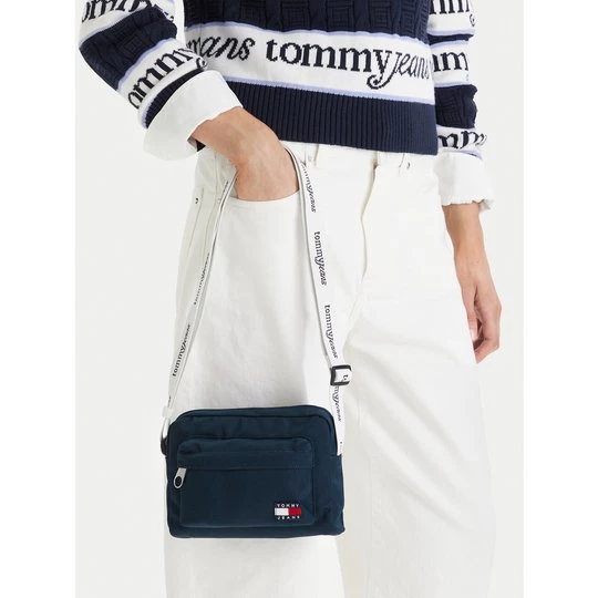Obrázek produktu Kabelka Tommy Jeans Tjw Ess Daily Crossover AW0AW18462 Tmavomodrá