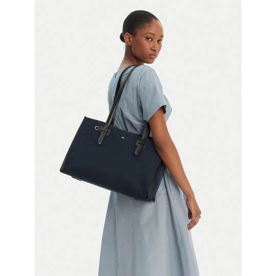 Obrázek produktu Kabelka Weekend Max Mara 2615511064650 Tmavomodrá
