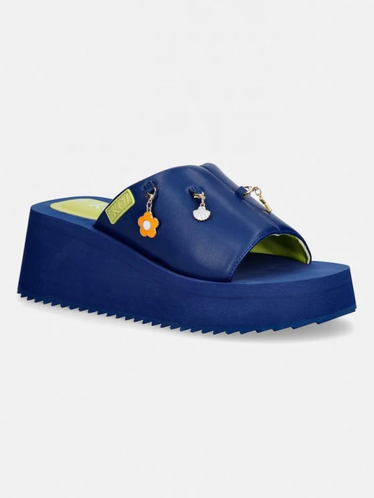 Obrázek produktu Koi Footwear pantofle na klínku dámské Startstruck Flatform Slip On Sandals námořnická modř