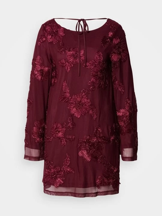 Obrázek produktu Koktejlové šaty / šaty na párty Gina Tricot tmavě červená