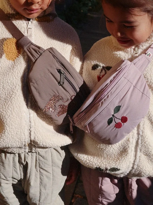 Obrázek produktu Konges Sløjd Dětská ledvinka JUNO BUMBAG růžová