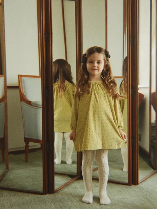 Obrázek produktu Konges Sløjd šaty bavlněné MARLO DRESS GOTS žlutá