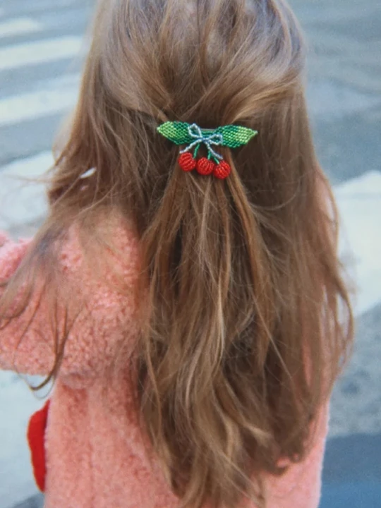 Obrázek produktu Konges Sløjd sponka do vlasů dětská BEADED CHERRY BOW BIG HAIR CLIP červená