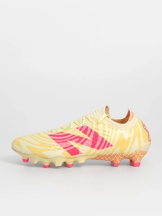 Obrázek produktu Kopačky pro pevný povrch New Balance